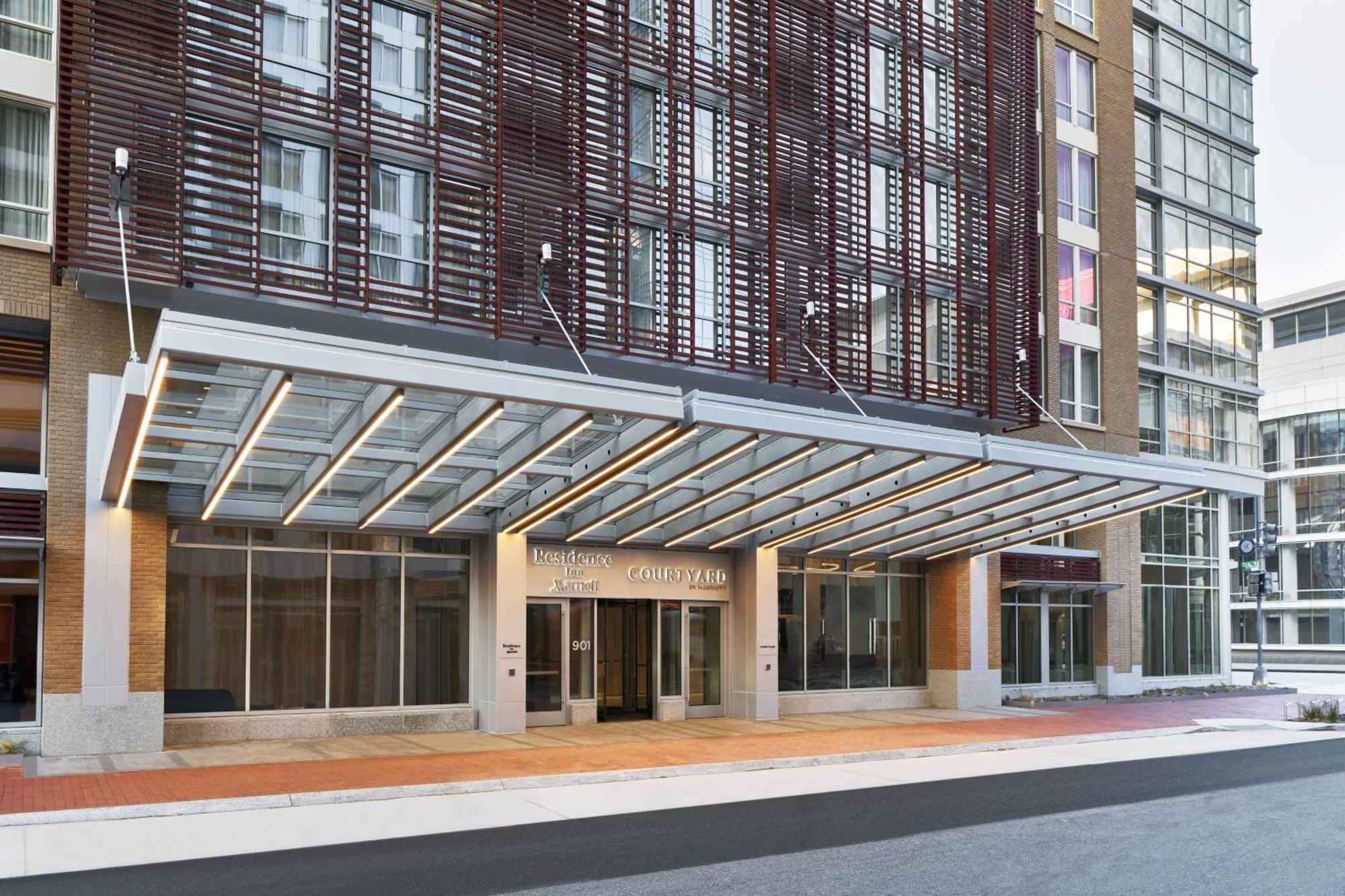 Courtyard By Marriott Washington Downtown/Convention Center Hotel Exterior photo