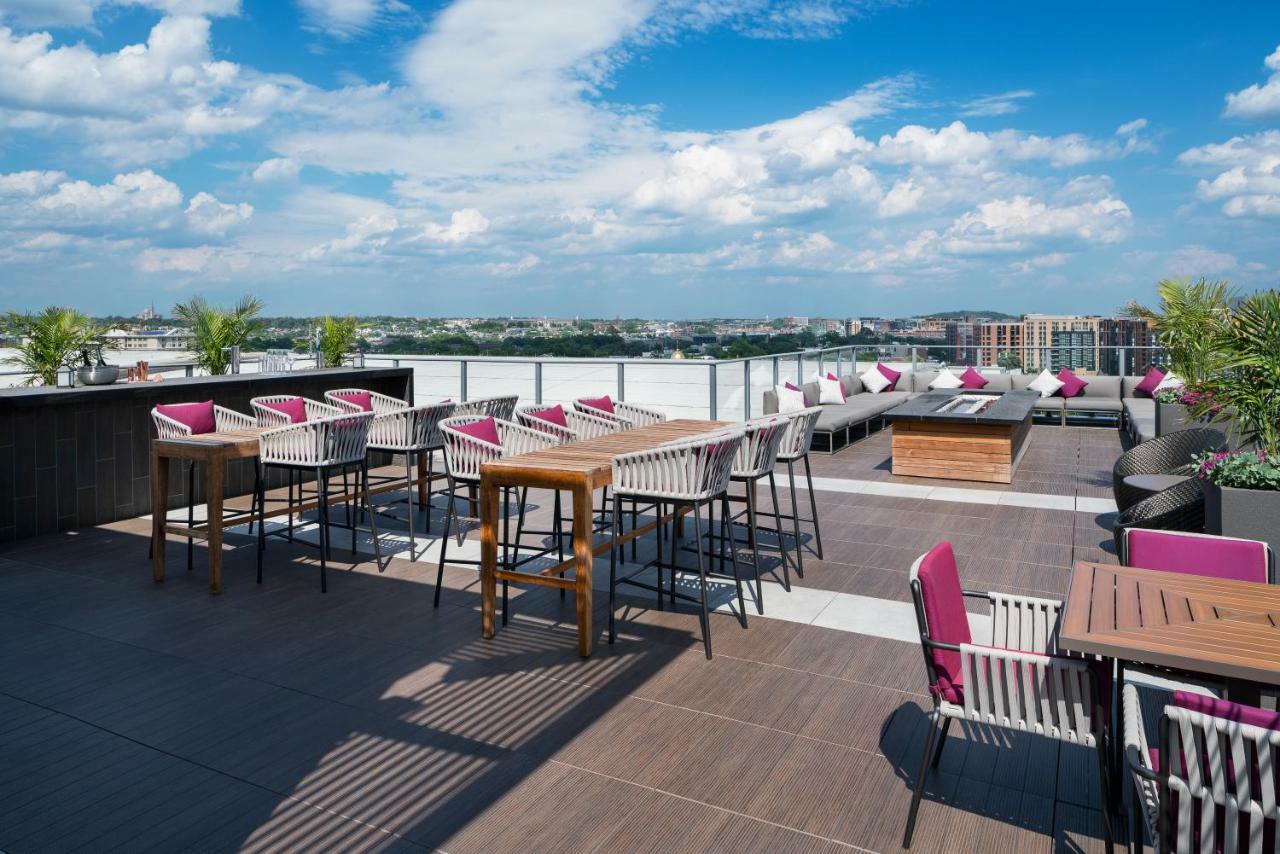 Courtyard By Marriott Washington Downtown/Convention Center Hotel Exterior photo